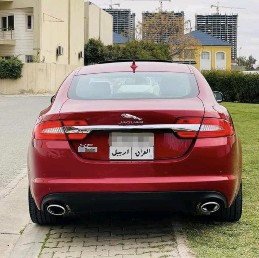 جاگوار XF